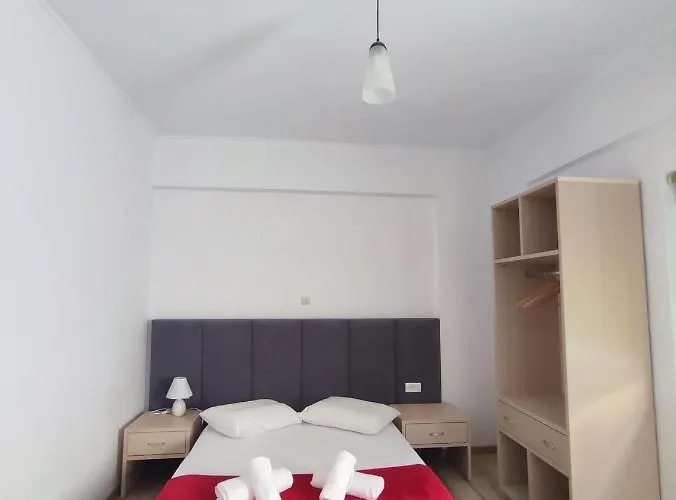 Lazaris Kwstas * ヒマラ