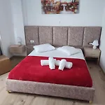 Lazaris Kwstas Apartment