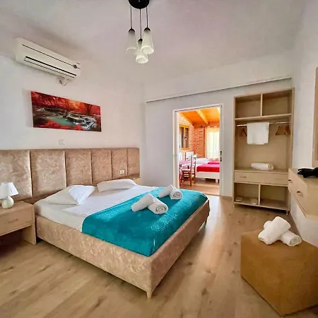 Apartment Lazaris Kwstas *
