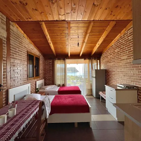 Lazaris Kwstas Apartment *