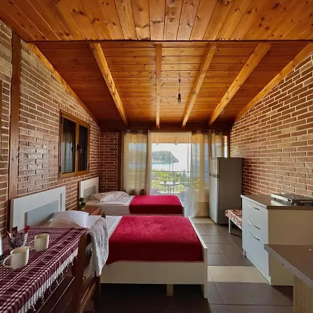 Lazaris Kwstas Apartment *