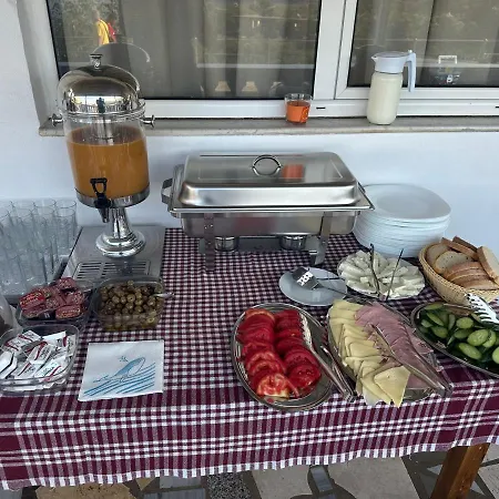 Apartment Lazaris Kwstas *