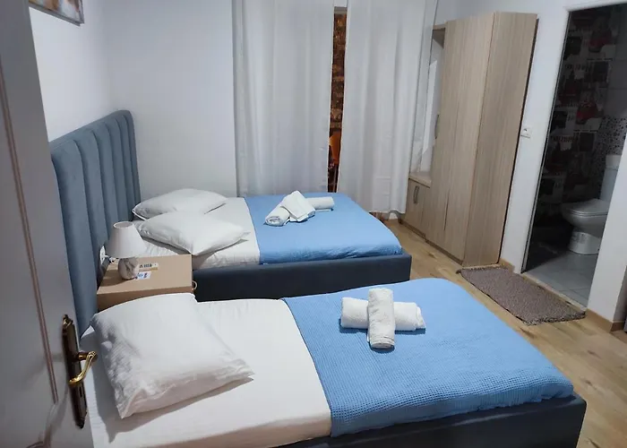 Lazaris Kwstas Apartamento *